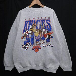 New York Knicks Looney Tunes Taz Funny Crewneck Sweatshirt